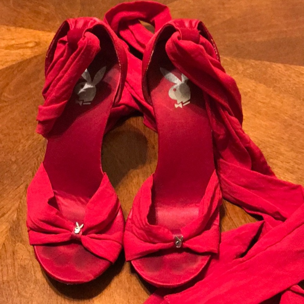 Very sexy red heel